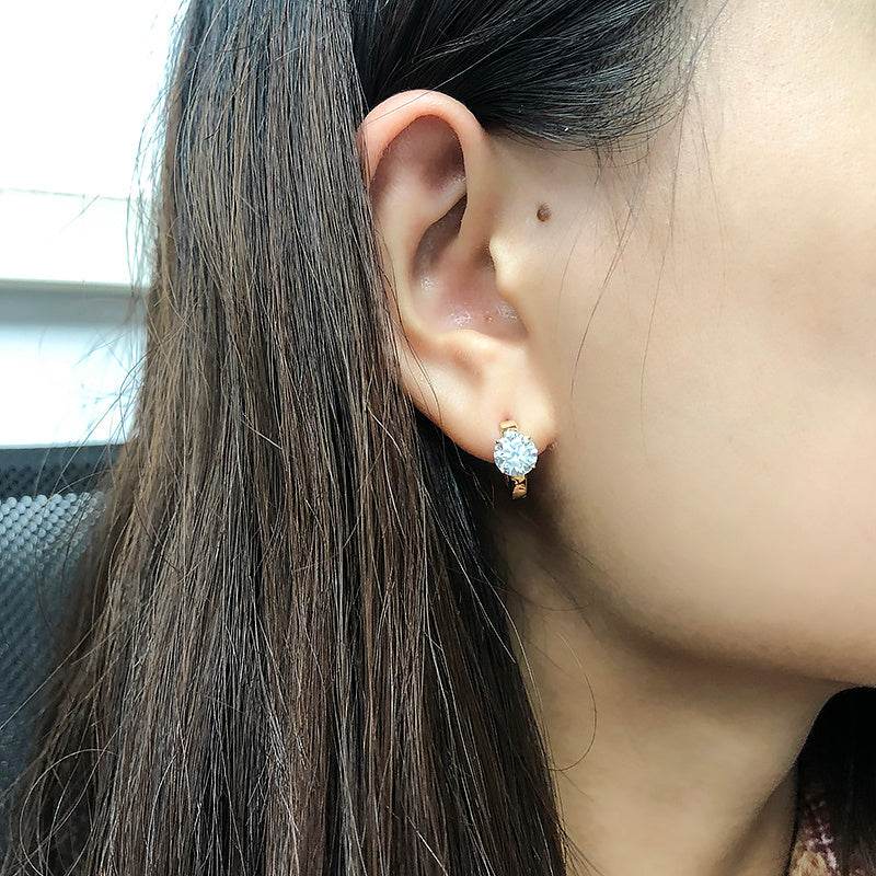 Women’s Moissanite Earrings – 18K Gold D Color Luxury Studs ladys earrings Distinguished Fine Apparel