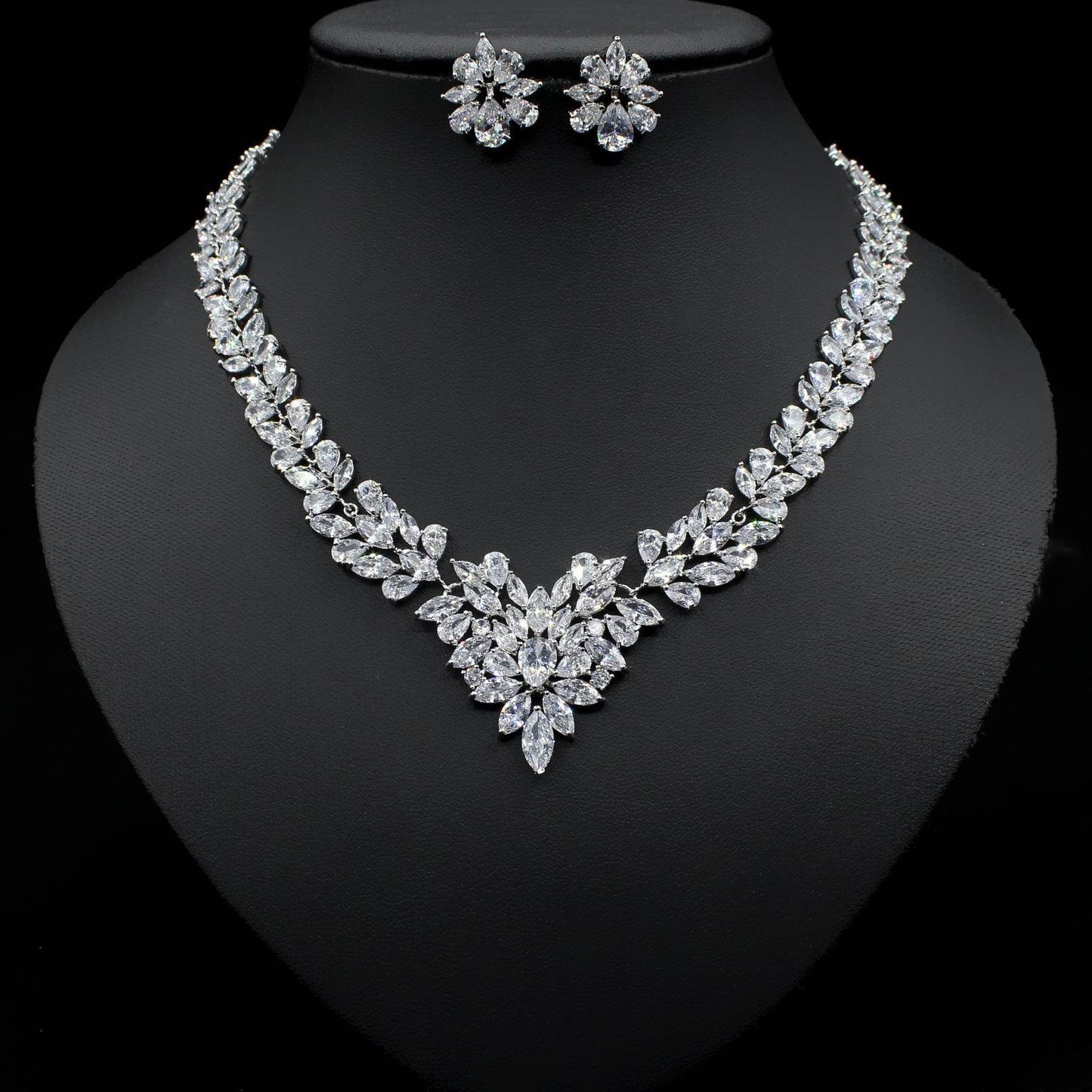 Fashion Ice Flower Zircon Jewelry Set - Sparkling Beauty with a Frosted Touch jewelry set Distinguished Fine Apparel White No box