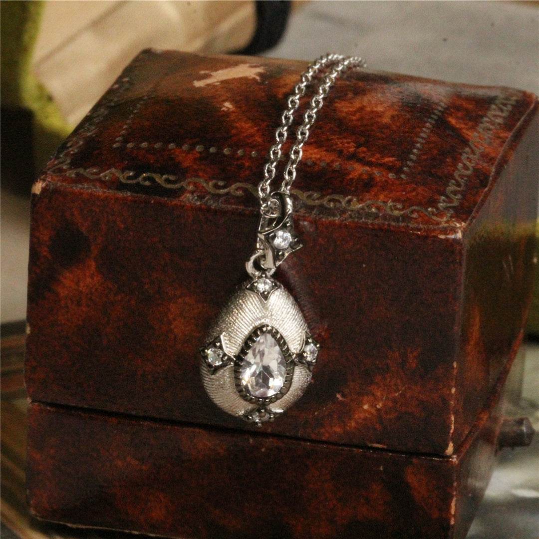 50% Off 925 Silver Gold-Plated Amethyst Necklace with Topaz Pendant – Elegant & Timeless ladys accessorys Distinguished Fine Apparel White