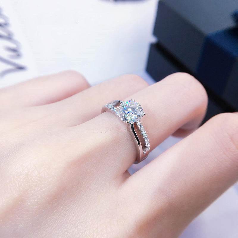 18K White Gold Moissanite Simulation Diamond Ring – Timeless Elegance for Women ladys ring Distinguished Fine Apparel