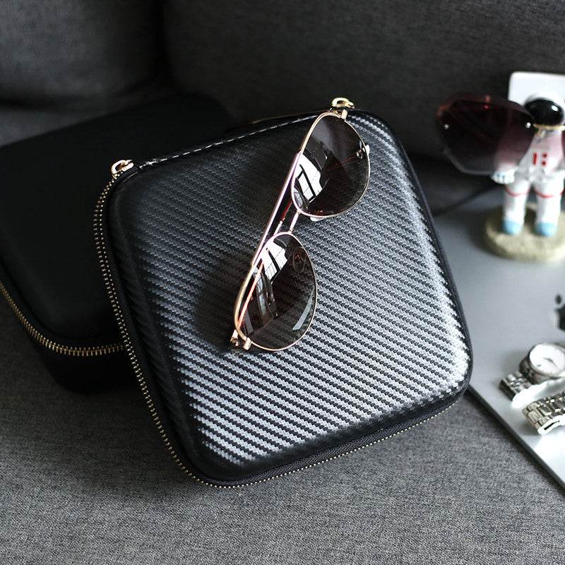 Portable Anti-Pressure Sunglasses Case – Durable & Unisex Protection On-the-Go gents accessorys Distinguished Fine Apparel Black carbon fiber texture 3 grid