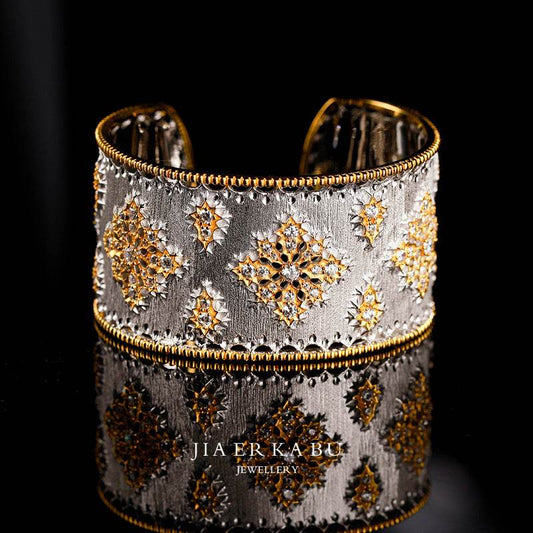 Adorning Luxurious - Retro Classic Snowflake Bracelet - Opulent Extravagance Ladies Bracelet Distinguished Fine Apparel