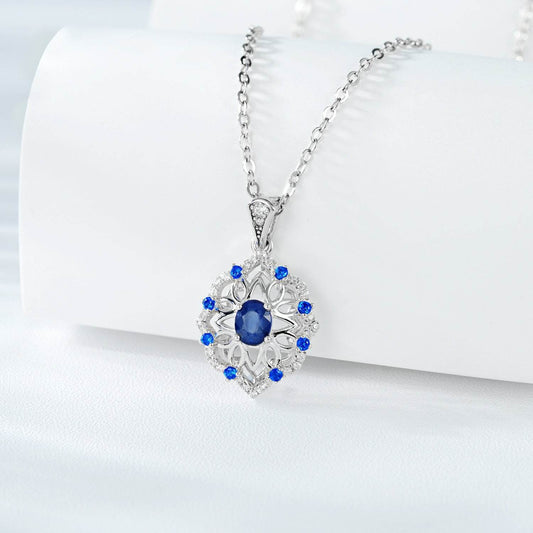 Fashionable Natural Sapphire Pendant S925 Silver Retro Pattern ladys accessorys Distinguished Fine Apparel