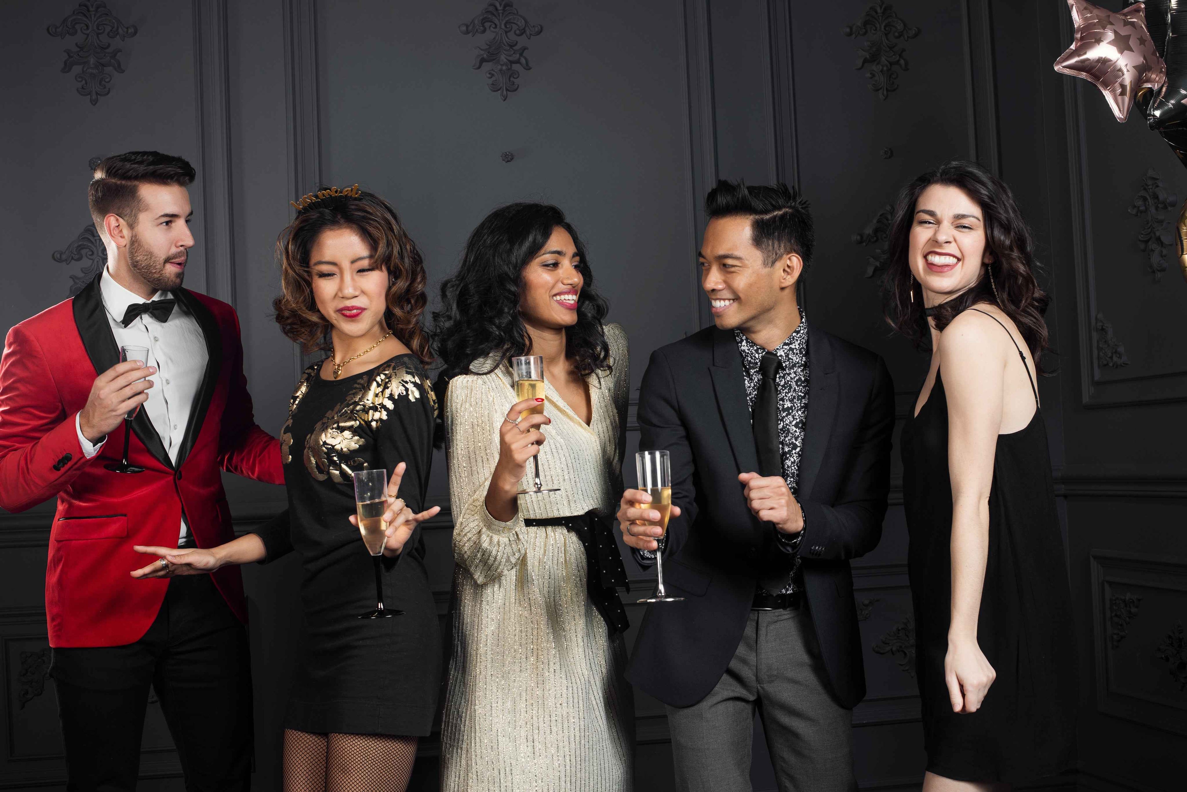 Distinguished Fine Apparel - live Everyday in luxury