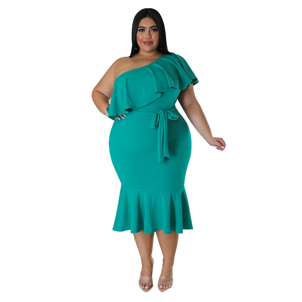 Fashionable Slim-fit Casual Mid-length Tube Dress For the Larger Ladys ladys dresses Distinguished Fine Apparel Green L