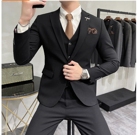 Plus Size Mens Suit - Three-piece Suit mens suit Distinguished Fine Apparel Black1 S