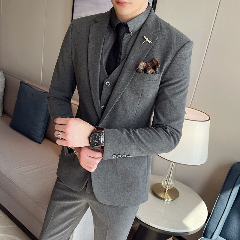 Plus Size Mens Suit - Three-piece Suit mens suit Distinguished Fine Apparel Medium Gray S
