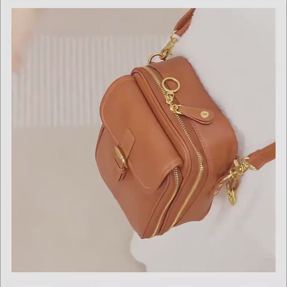 ladies Messenger Bag With 10 Card Inserts Retro Large Capacity Grate For Travel Ladies bags Distinguished Fine Apparel